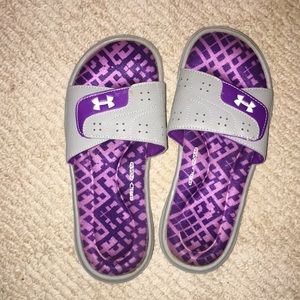 Under Armour Athletic slides